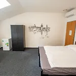 Mai Bohemia Hostel And Apartment