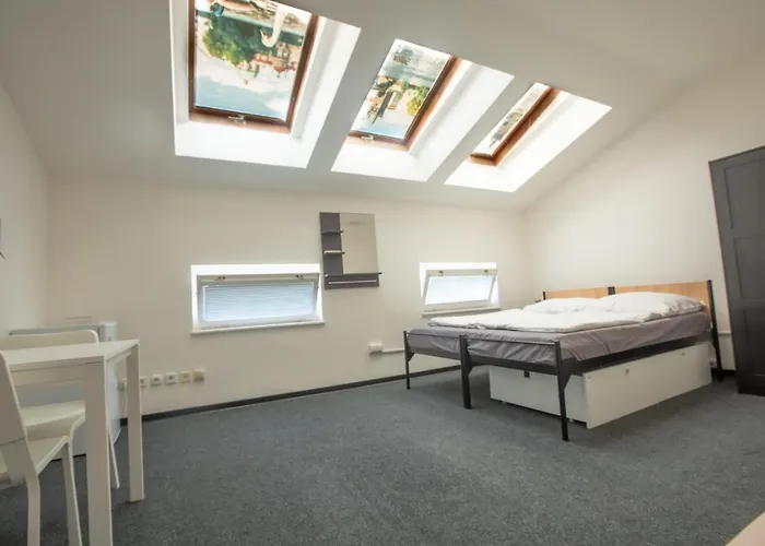 Mai Bohemia Hostel And Apartment