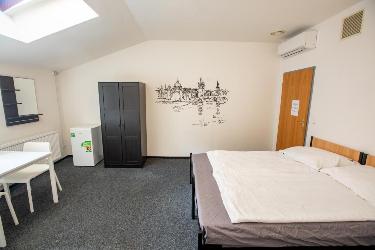 Mai Bohemia Hostel And Apartment Prague